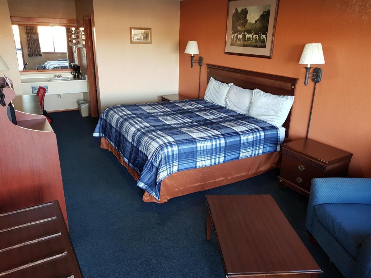 Budget Host Inn Eastland Exteriör bild
