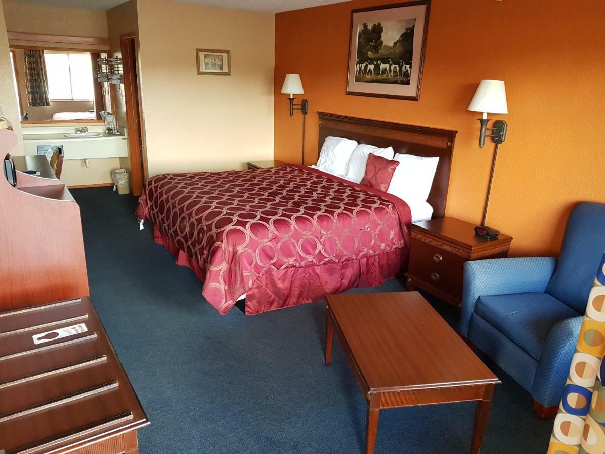 Budget Host Inn Eastland Exteriör bild